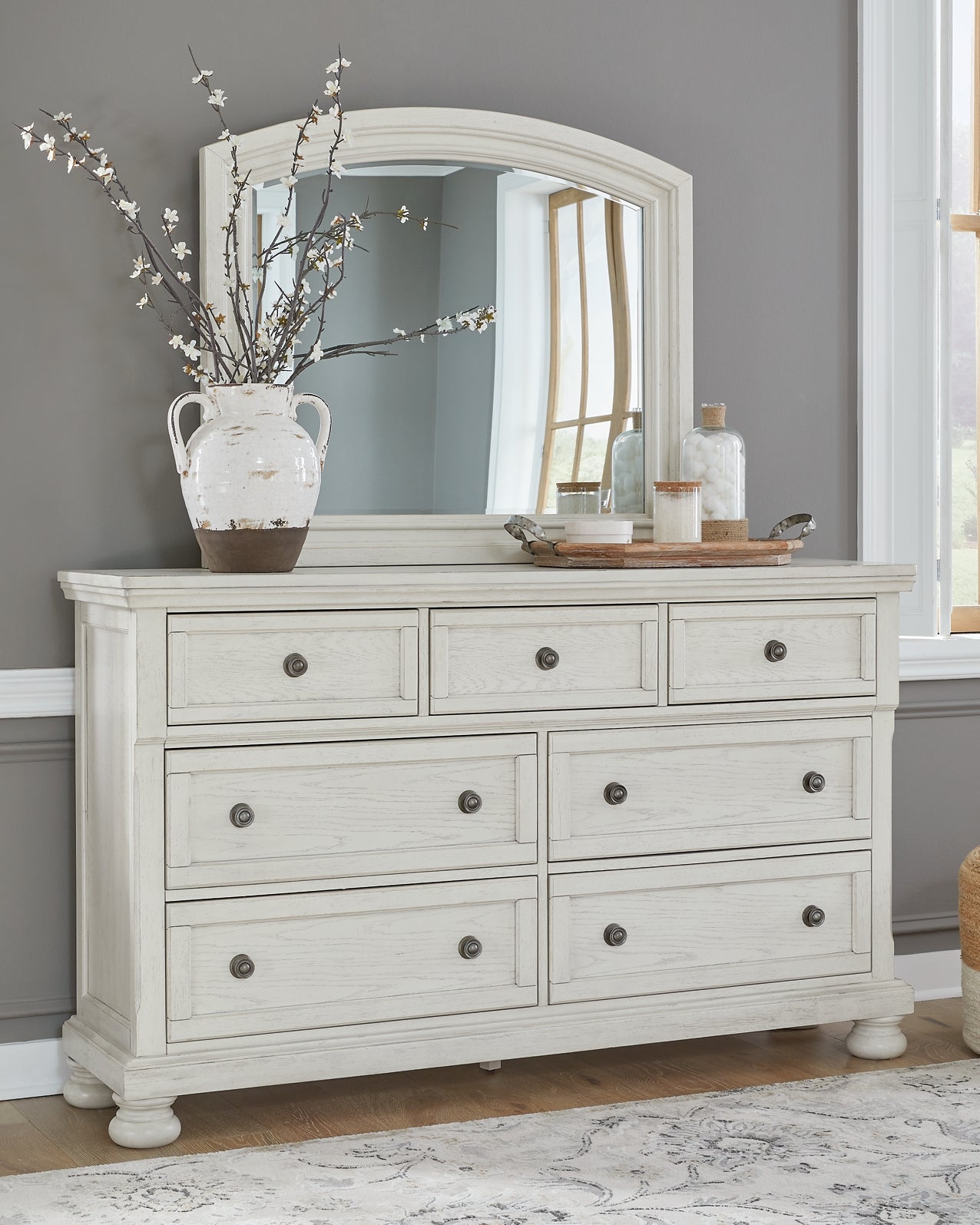 Robbinsdale Dresser and Mirror – Milwaukee Furniture of Chicago
