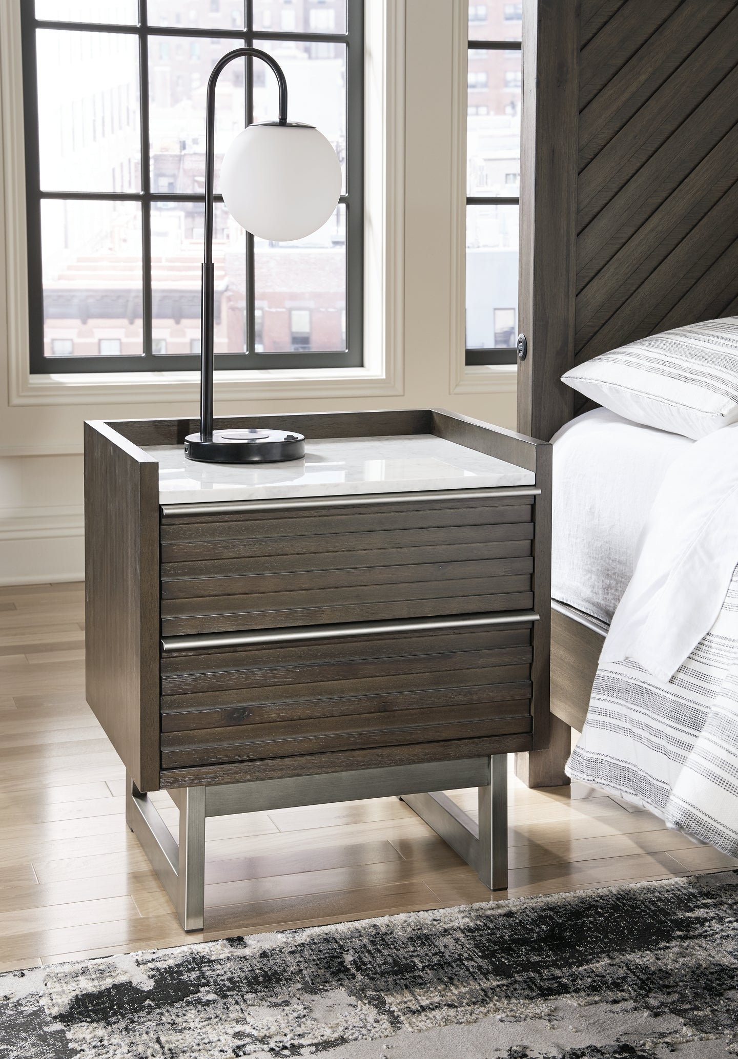 Arkenton California King Panel Bed with Mirrored Dresser and 2 Nightstands