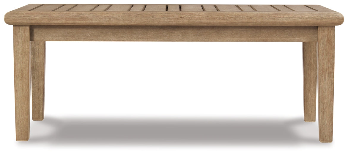 Gerianne Rectangular Cocktail Table Milwaukee Furniture of Chicago - Furniture Store in Chicago Serving Humbolt Park, Roscoe Village, Avondale, & Homan Square