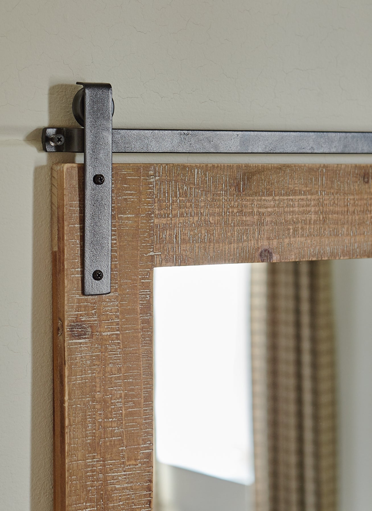 Lanie Accent Mirror Milwaukee Furniture of Chicago - Furniture Store in Chicago Serving Humbolt Park, Roscoe Village, Avondale, & Homan Square