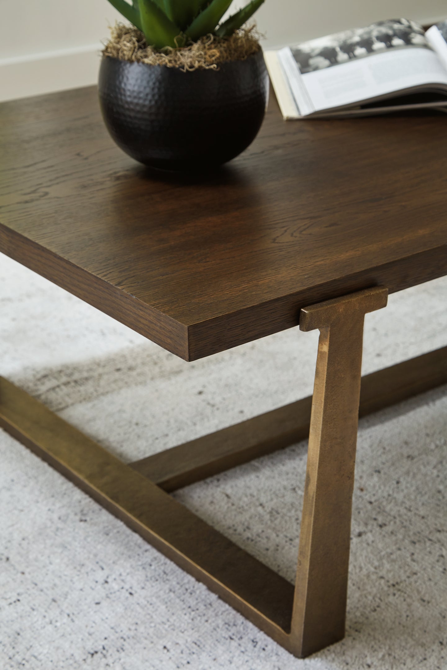 Balintmore Rectangular Cocktail Table Milwaukee Furniture of Chicago - Furniture Store in Chicago Serving Humbolt Park, Roscoe Village, Avondale, & Homan Square