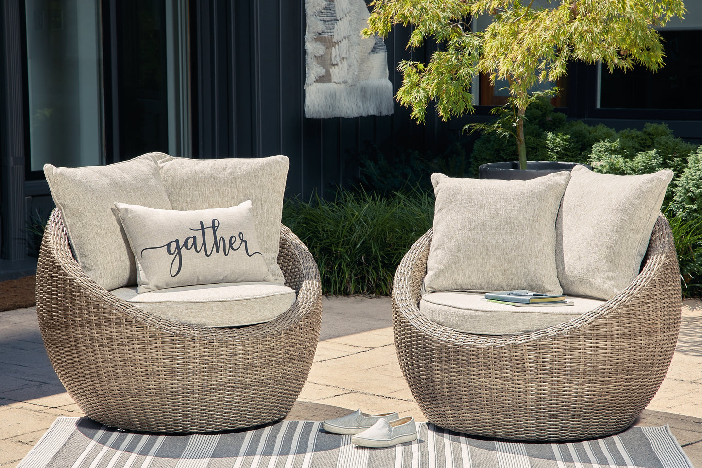 Danson Swivel Lounge w/Cushion (2/CN) Milwaukee Furniture of Chicago - Furniture Store in Chicago Serving Humbolt Park, Roscoe Village, Avondale, & Homan Square