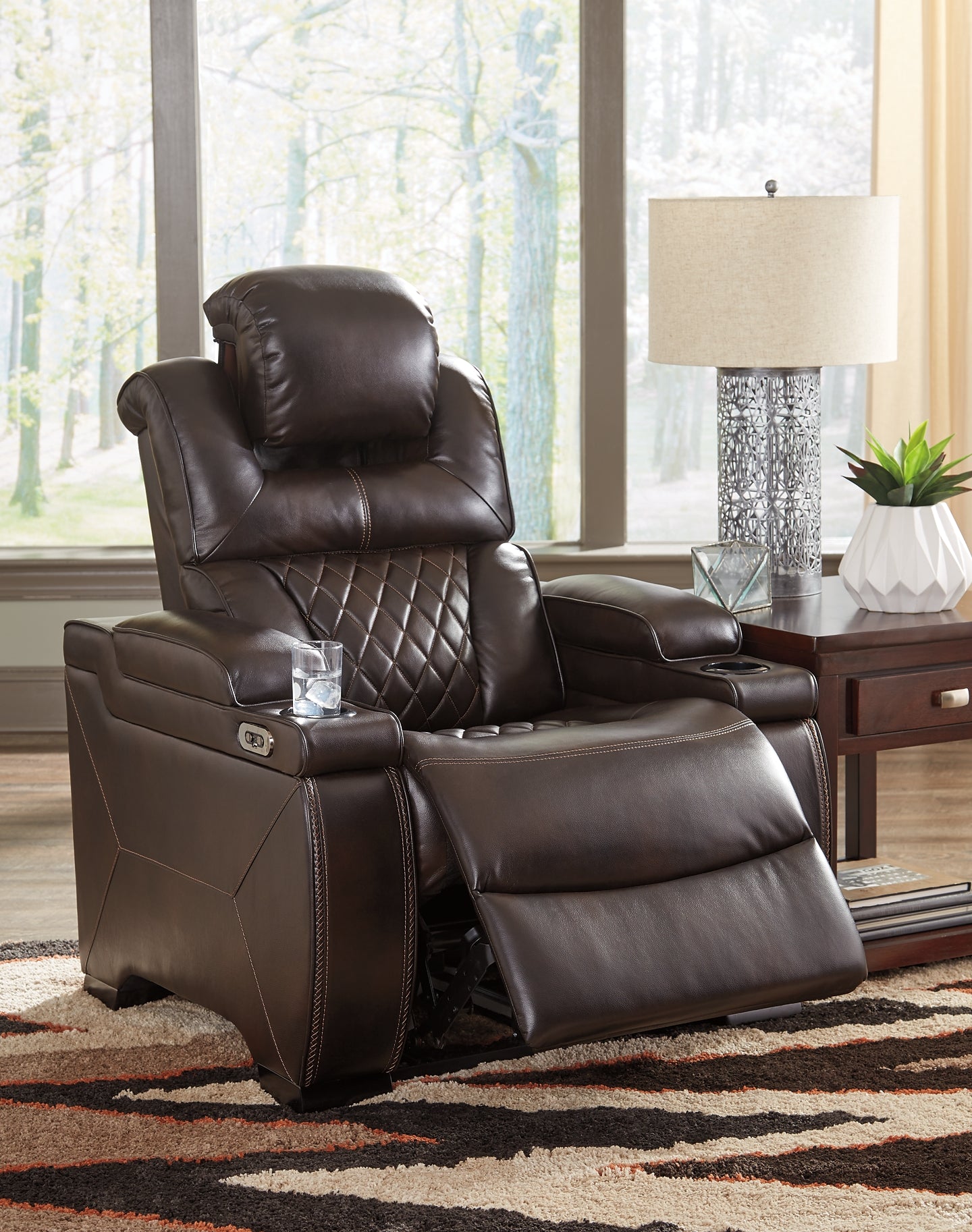 Warnerton Sofa and Recliner Milwaukee Furniture of Chicago - Furniture Store in Chicago Serving Humbolt Park, Roscoe Village, Avondale, & Homan Square