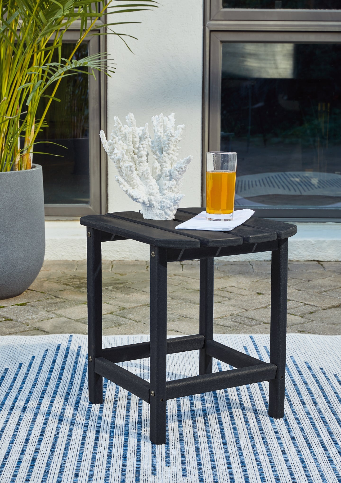 Sundown Treasure End Table Milwaukee Furniture of Chicago - Furniture Store in Chicago Serving Humbolt Park, Roscoe Village, Avondale, & Homan Square