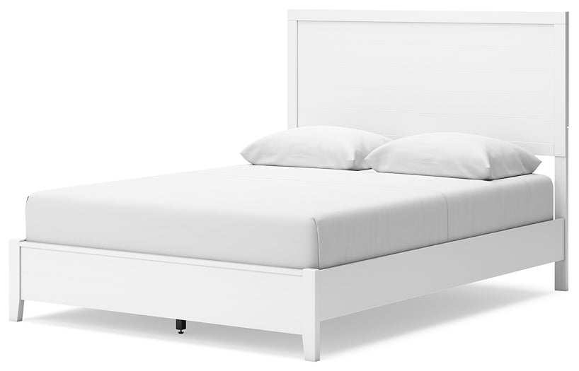Binterglen Queen Panel Bed with Dresser