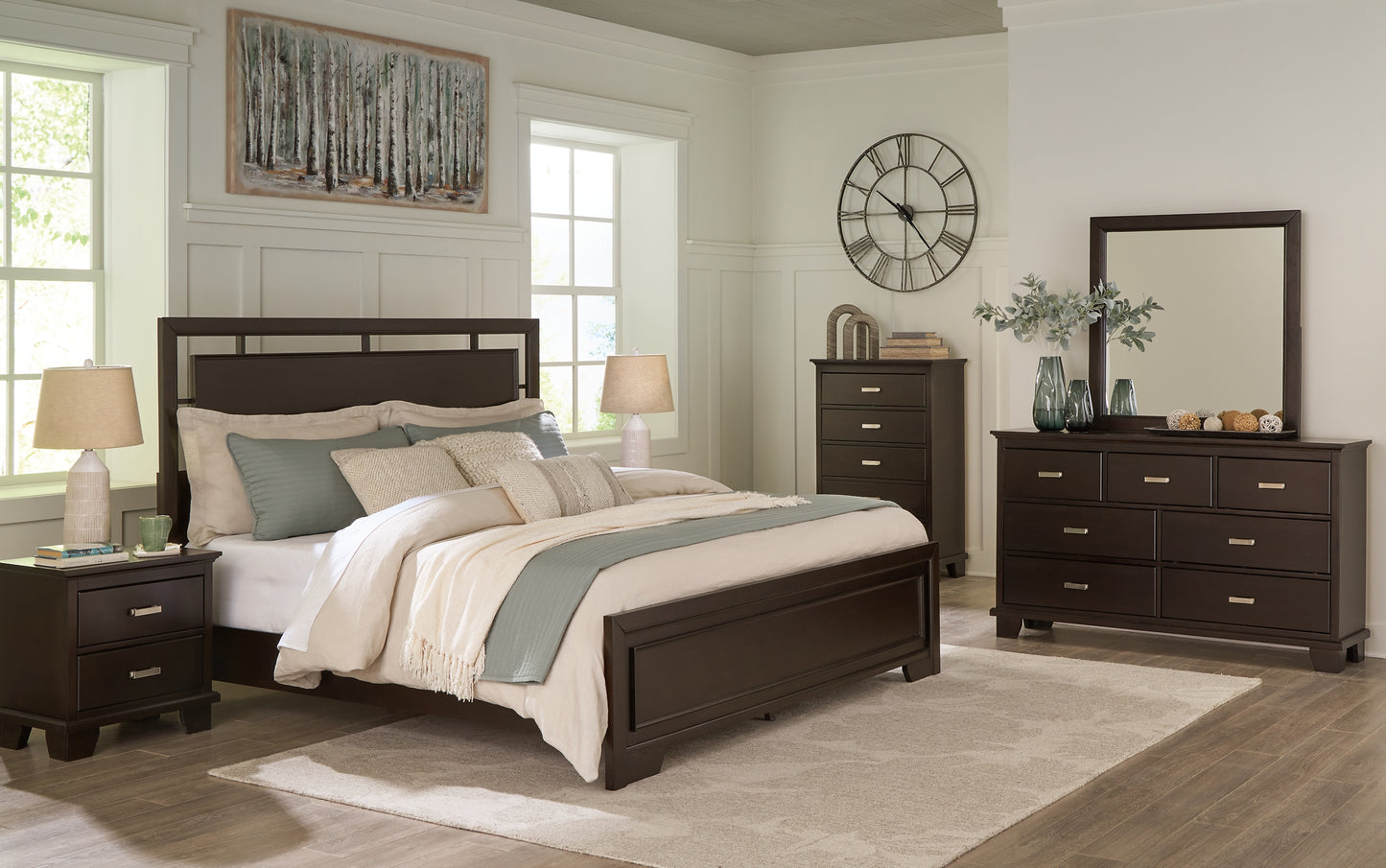 Covetown California King Panel Bed with Mirrored Dresser, Chest and 2 Nightstands