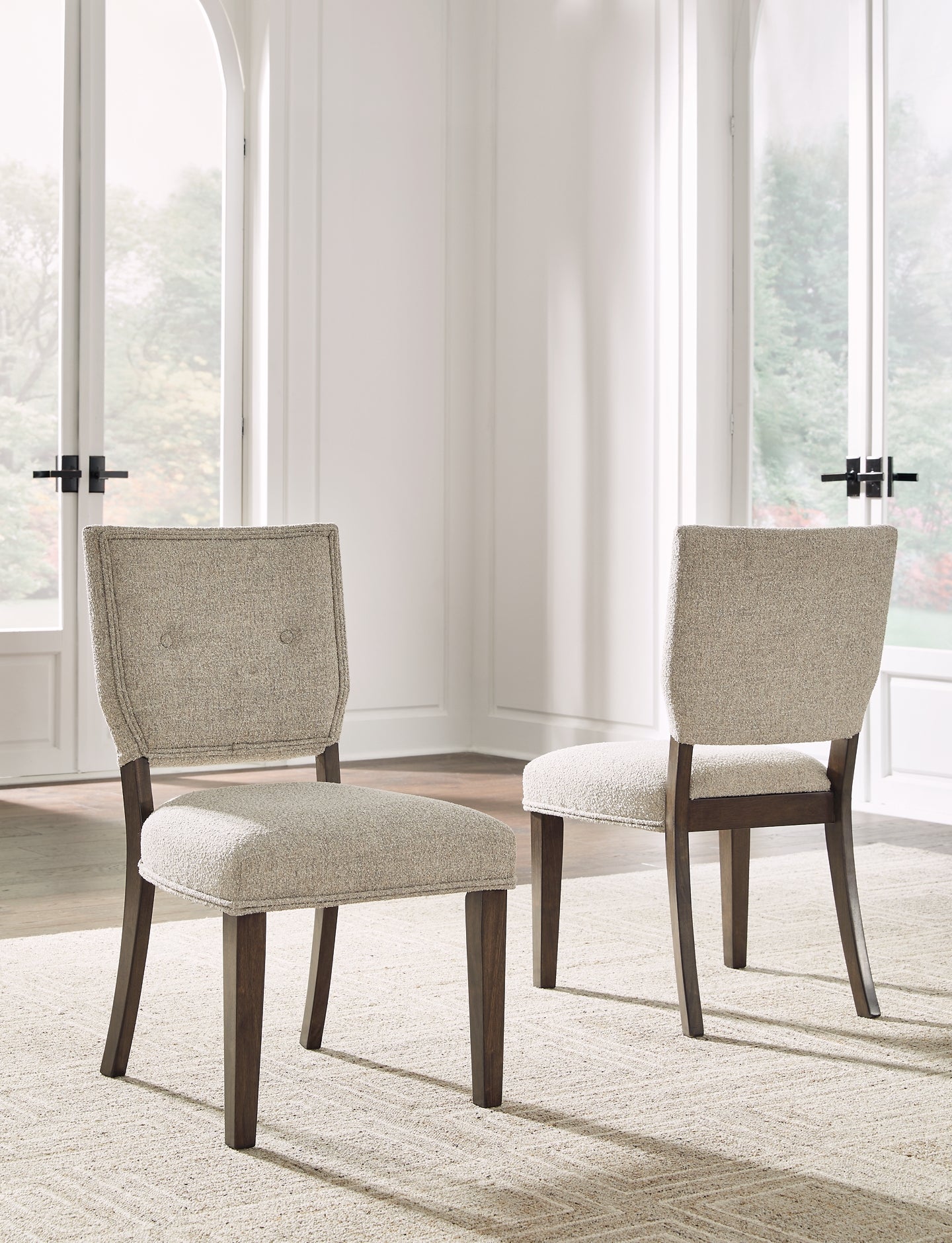 Veramond Dining Table and 6 Chairs