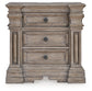Blairhurst California King Panel Bed with Mirrored Dresser, Chest and Nightstand