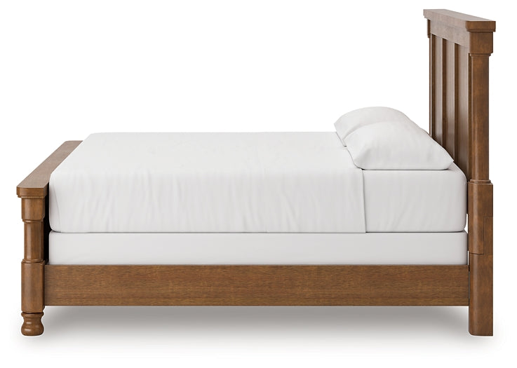 Rowlenstown California King Poster Bed