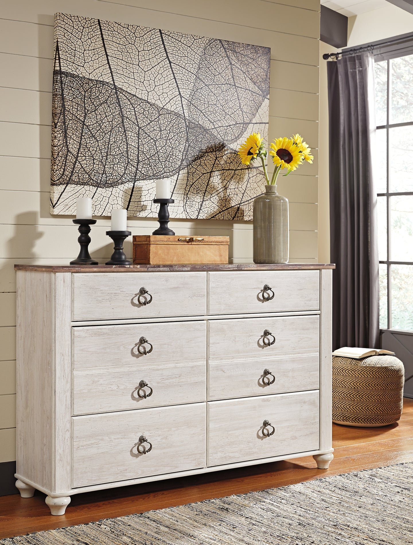 Willowton Six Drawer Dresser Milwaukee Furniture of Chicago - Furniture Store in Chicago Serving Humbolt Park, Roscoe Village, Avondale, & Homan Square