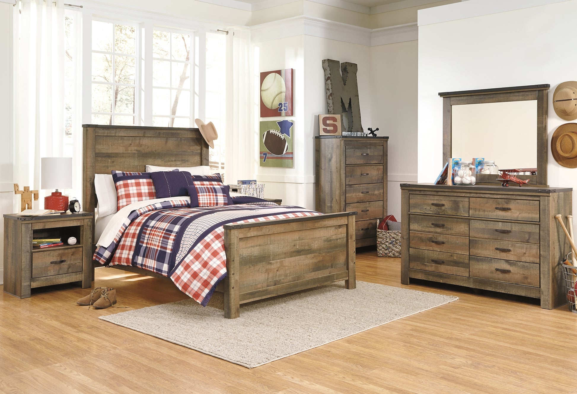 Trinell Five Drawer Chest Milwaukee Furniture of Chicago - Furniture Store in Chicago Serving Humbolt Park, Roscoe Village, Avondale, & Homan Square