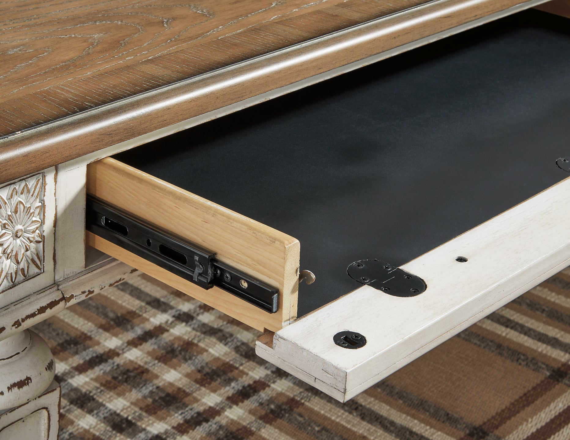 Realyn Home Office Desk Milwaukee Furniture of Chicago - Furniture Store in Chicago Serving Humbolt Park, Roscoe Village, Avondale, & Homan Square