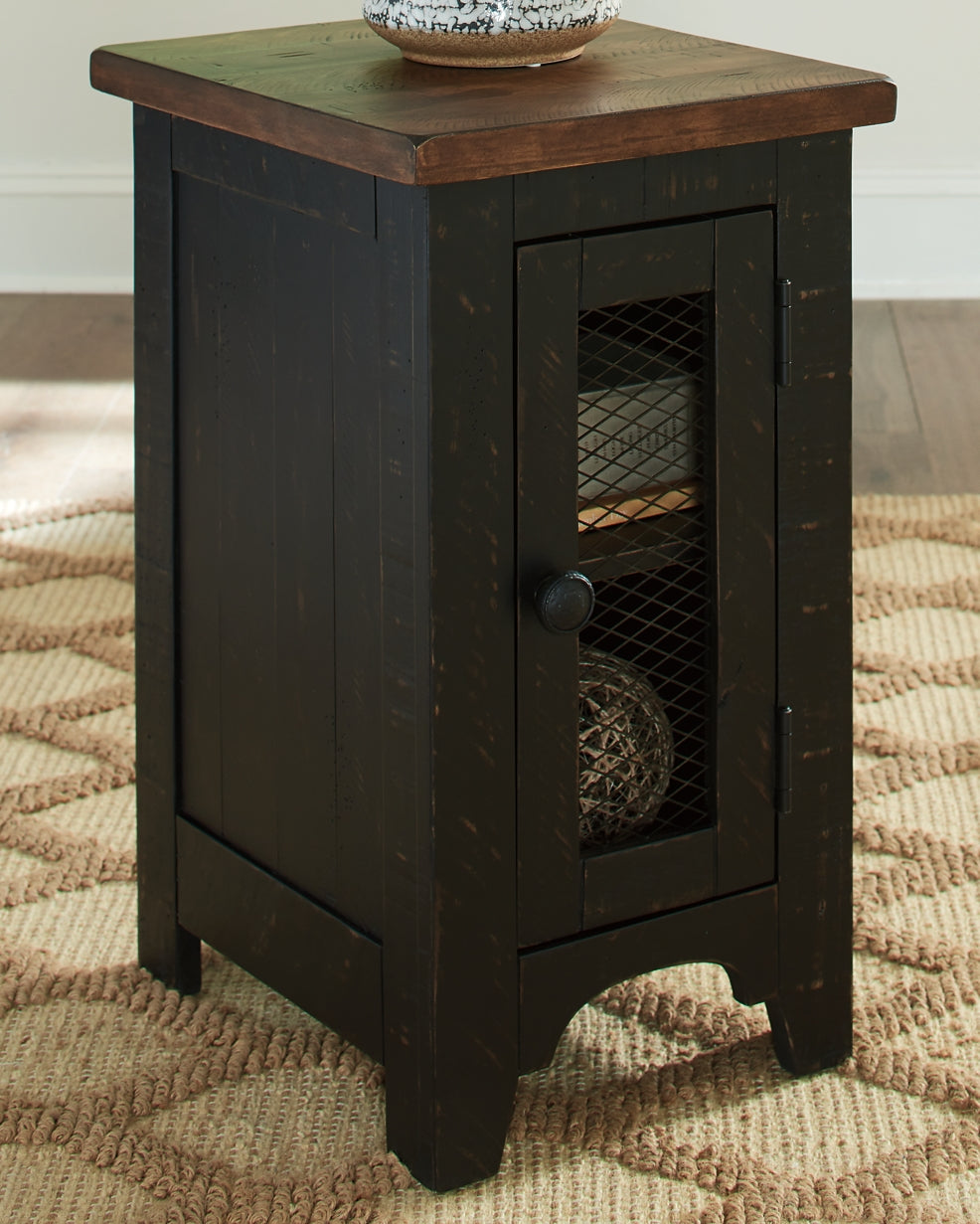 Valebeck Chair Side End Table Milwaukee Furniture of Chicago - Furniture Store in Chicago Serving Humbolt Park, Roscoe Village, Avondale, & Homan Square