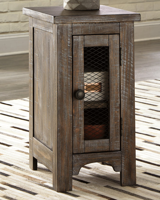 Danell Ridge Chair Side End Table Milwaukee Furniture of Chicago - Furniture Store in Chicago Serving Humbolt Park, Roscoe Village, Avondale, & Homan Square