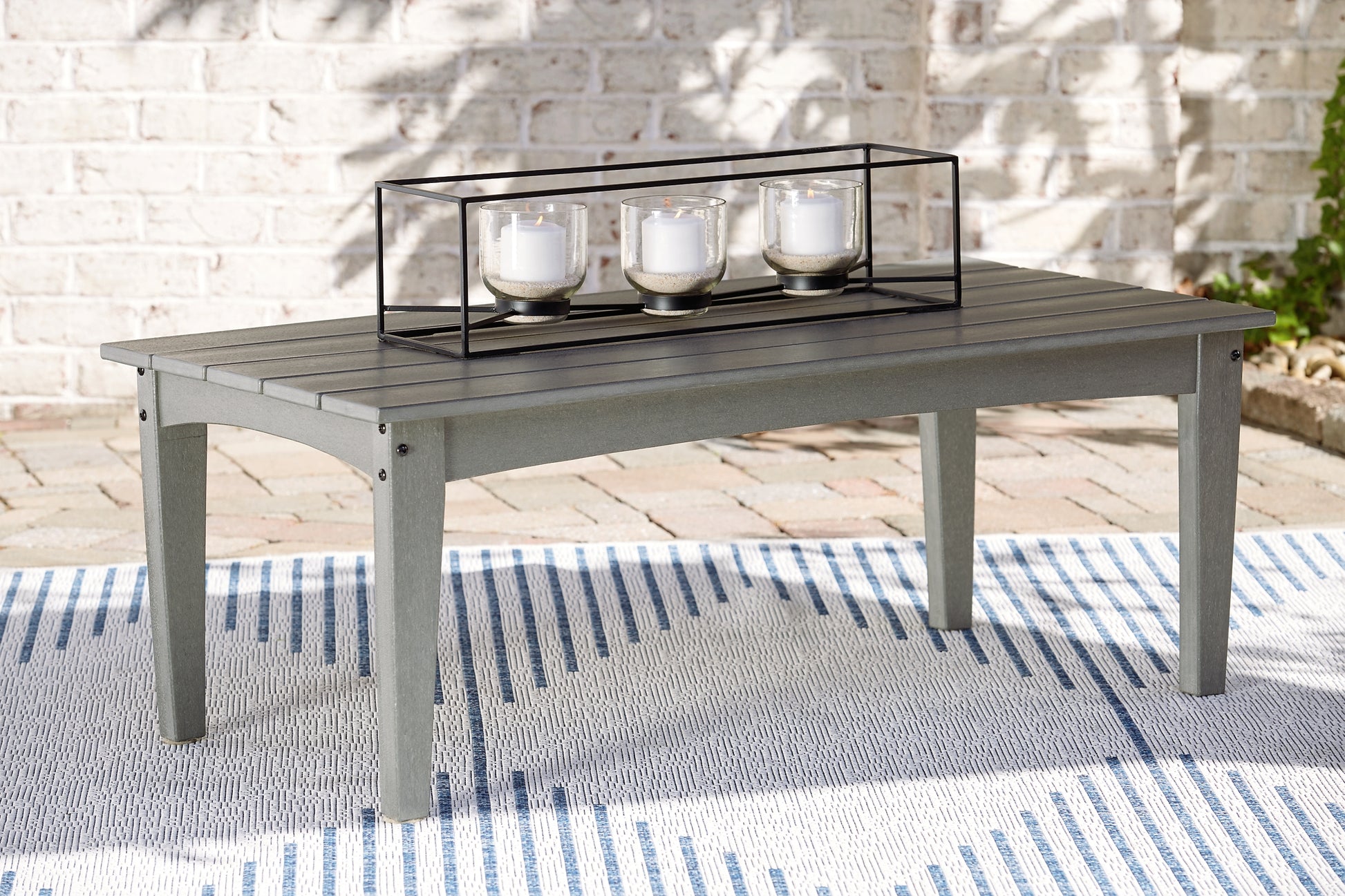 Visola Rectangular Cocktail Table Milwaukee Furniture of Chicago - Furniture Store in Chicago Serving Humbolt Park, Roscoe Village, Avondale, & Homan Square