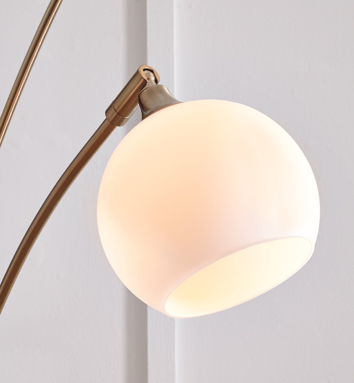 Taliya Metal Arc Lamp (1/CN) Milwaukee Furniture of Chicago - Furniture Store in Chicago Serving Humbolt Park, Roscoe Village, Avondale, & Homan Square