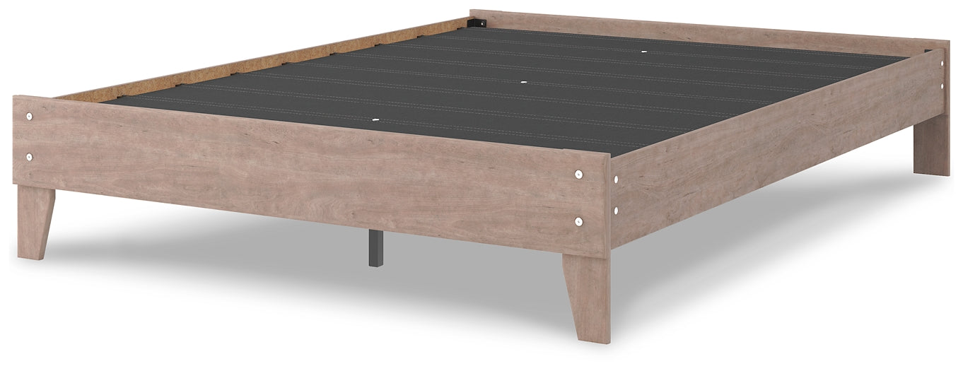 Flannia Queen Platform Bed Milwaukee Furniture of Chicago - Furniture Store in Chicago Serving Humbolt Park, Roscoe Village, Avondale, & Homan Square