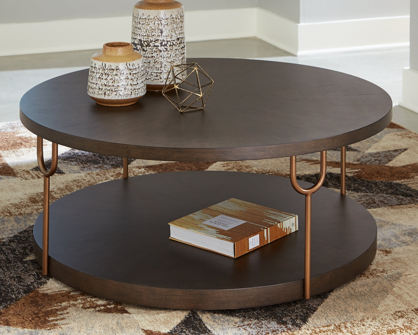 Brazburn Round Cocktail Table Milwaukee Furniture of Chicago - Furniture Store in Chicago Serving Humbolt Park, Roscoe Village, Avondale, & Homan Square
