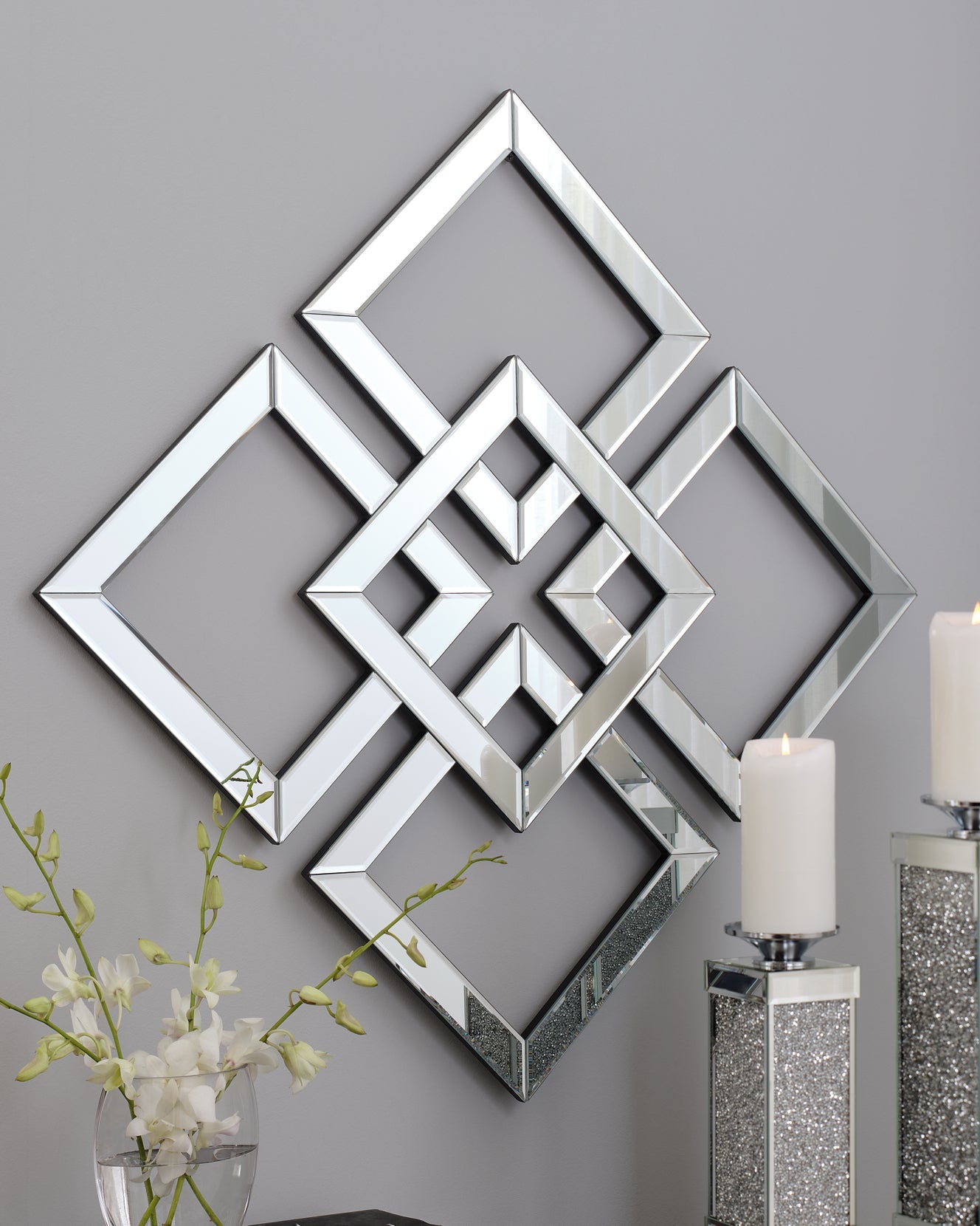 Quinnley Accent Mirror Milwaukee Furniture of Chicago - Furniture Store in Chicago Serving Humbolt Park, Roscoe Village, Avondale, & Homan Square