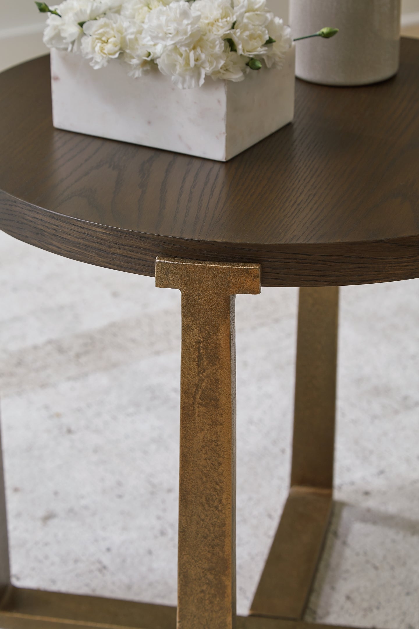 Balintmore Round End Table Milwaukee Furniture of Chicago - Furniture Store in Chicago Serving Humbolt Park, Roscoe Village, Avondale, & Homan Square