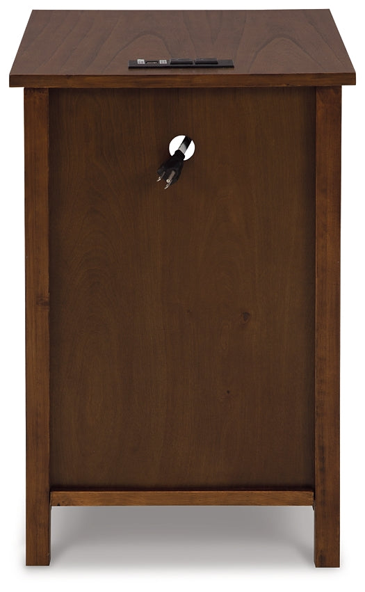 Treytown Chair Side End Table Milwaukee Furniture of Chicago - Furniture Store in Chicago Serving Humbolt Park, Roscoe Village, Avondale, & Homan Square