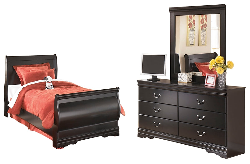 Huey Vineyard Full Sleigh Bed with Mirrored Dresser Milwaukee Furniture of Chicago - Furniture Store in Chicago Serving Humbolt Park, Roscoe Village, Avondale, & Homan Square