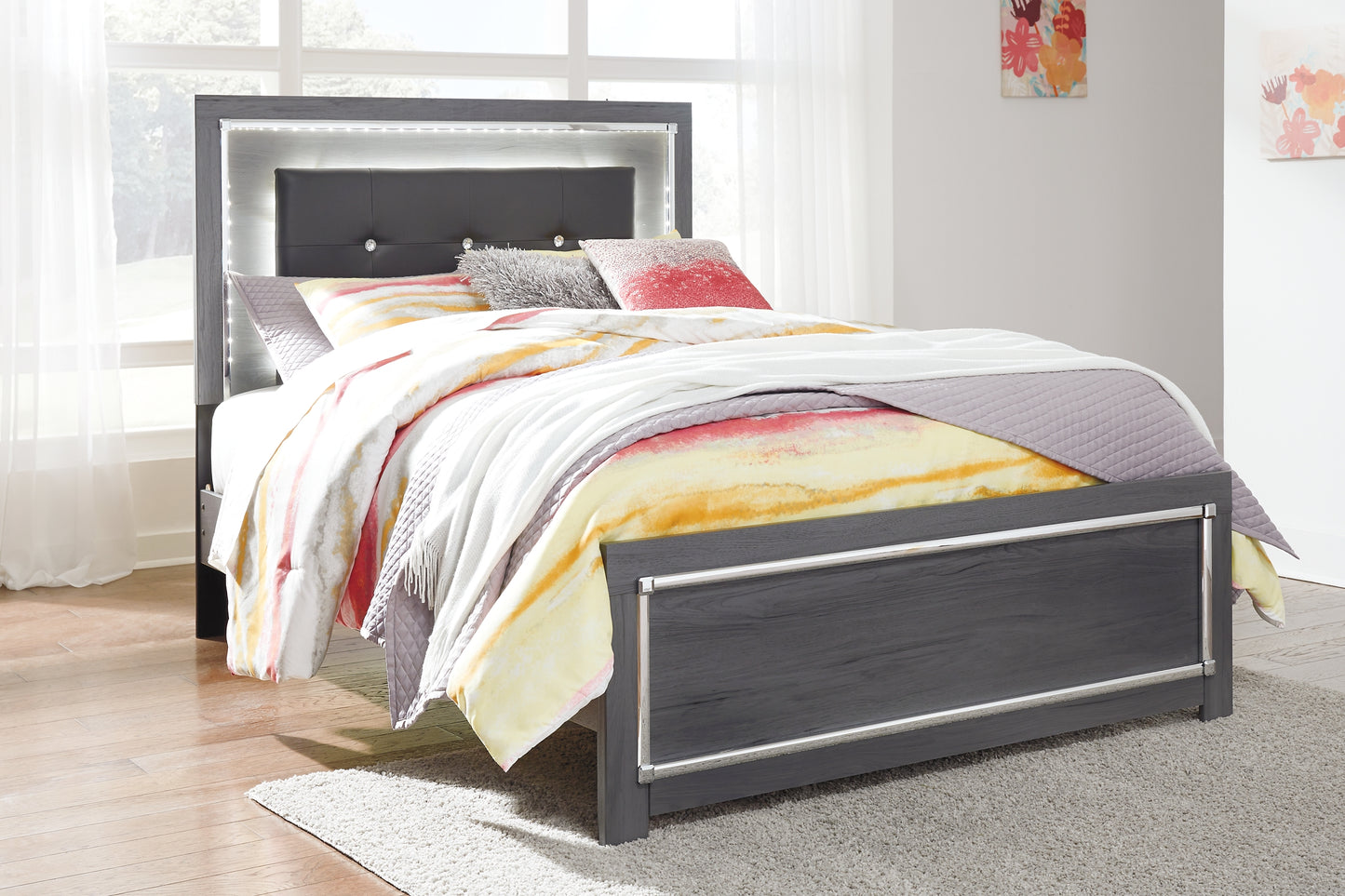 Lodanna Full Panel Bed with Dresser Milwaukee Furniture of Chicago - Furniture Store in Chicago Serving Humbolt Park, Roscoe Village, Avondale, & Homan Square
