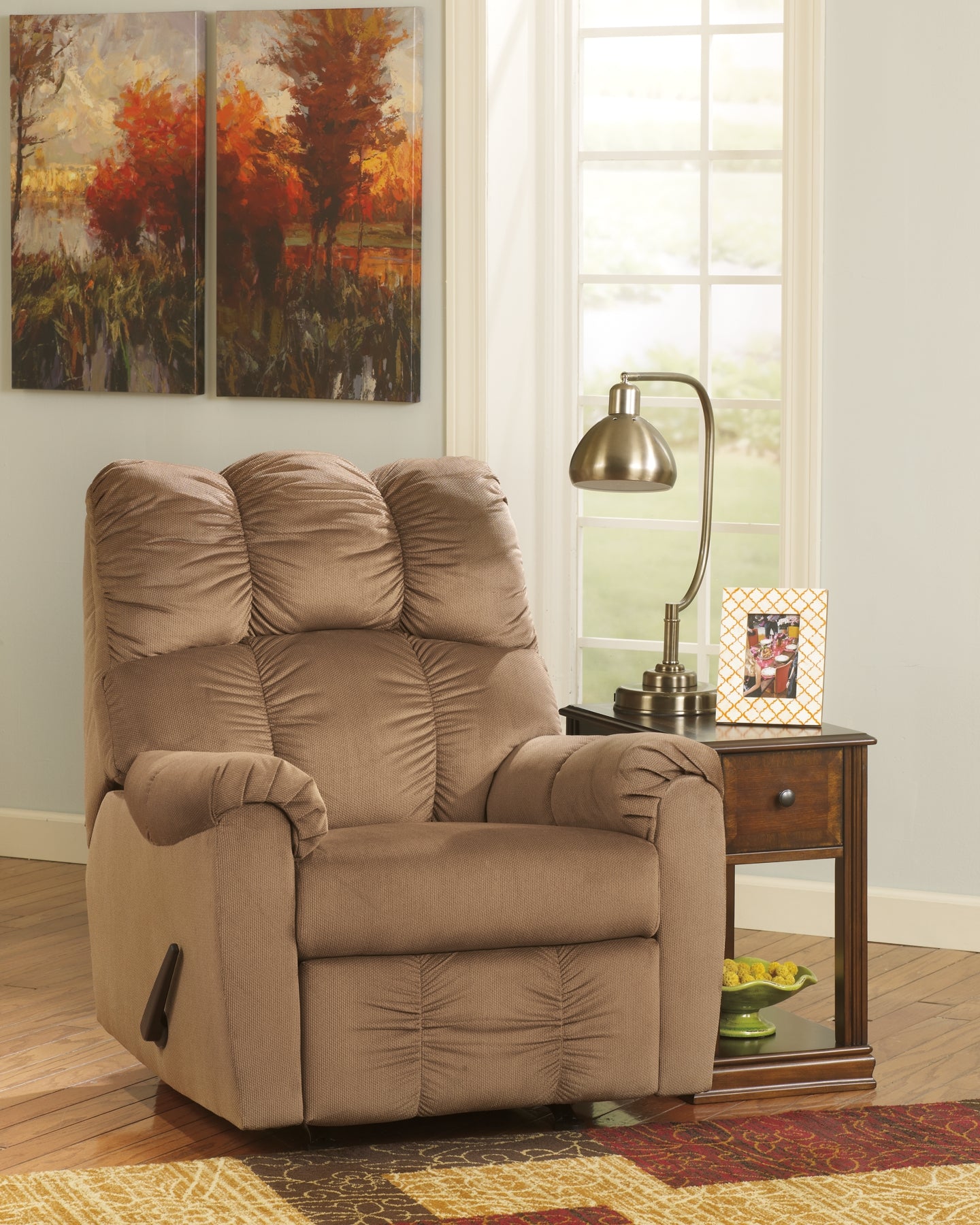 Breegin Chair Side End Table Milwaukee Furniture of Chicago - Furniture Store in Chicago Serving Humbolt Park, Roscoe Village, Avondale, & Homan Square
