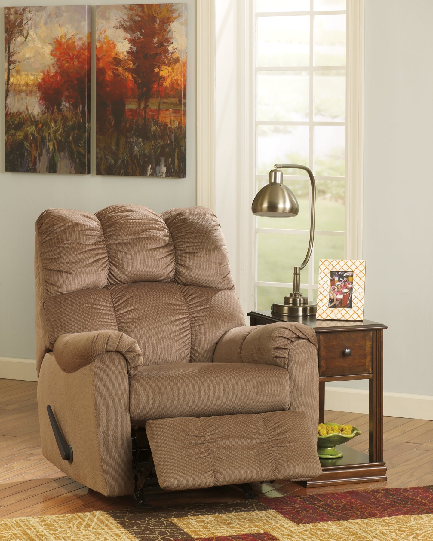 Breegin Chair Side End Table Milwaukee Furniture of Chicago - Furniture Store in Chicago Serving Humbolt Park, Roscoe Village, Avondale, & Homan Square