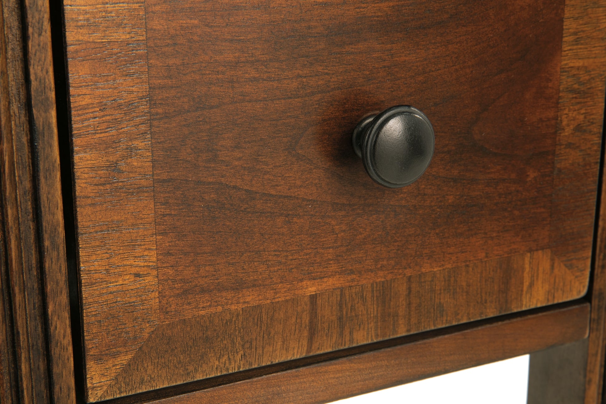 Breegin Chair Side End Table Milwaukee Furniture of Chicago - Furniture Store in Chicago Serving Humbolt Park, Roscoe Village, Avondale, & Homan Square