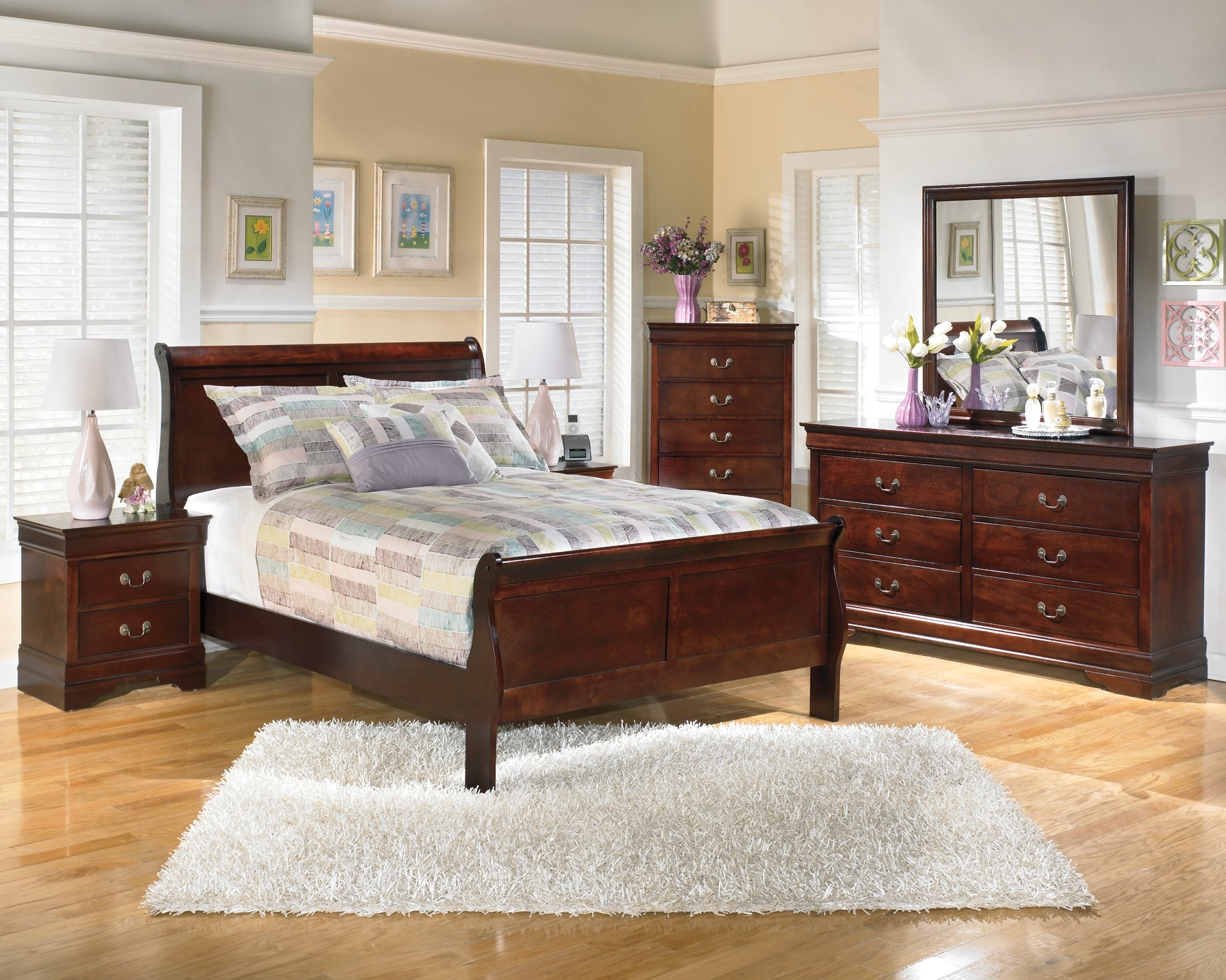 Alisdair Full Sleigh Bed with 2 Nightstands Milwaukee Furniture of Chicago - Furniture Store in Chicago Serving Humbolt Park, Roscoe Village, Avondale, & Homan Square