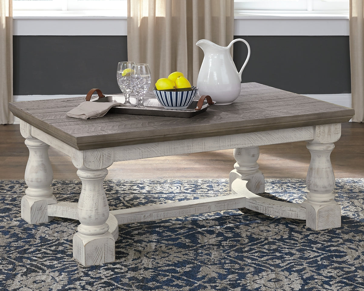 Havalance Coffee Table with 2 End Tables Milwaukee Furniture of Chicago - Furniture Store in Chicago Serving Humbolt Park, Roscoe Village, Avondale, & Homan Square